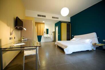 هتل Ibis Styles Catania Acireale