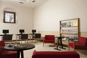 هتل Donnafugata Golf Resort & Spa
