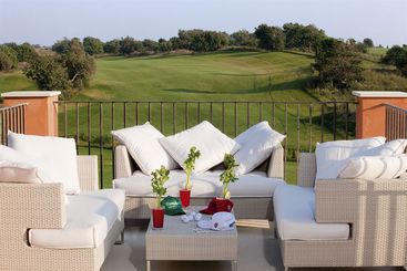 هتل Donnafugata Golf Resort & Spa