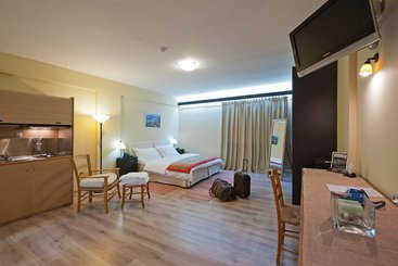 هتل Efplias  Apartments And Suites