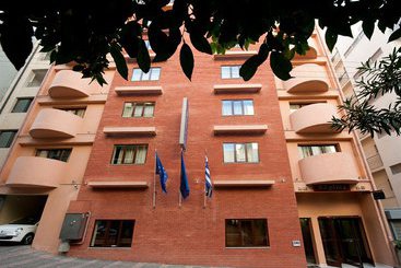 ホテル Efplias  Apartments And Suites