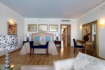 בית מלון כפרי Atrium Prestige Thalasso Spa Resort & Villas