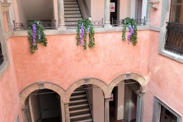 هتل Palazzo Servanzi Confidati