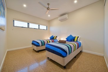27 Kestrel Place