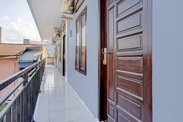 هتل Oyo 90550 Good Sleep 3 Samarinda