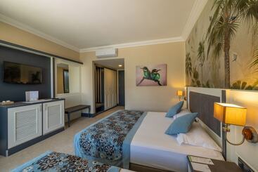 Crystal Paraiso Verde Resort & Spa   Ultimate All Inclusive