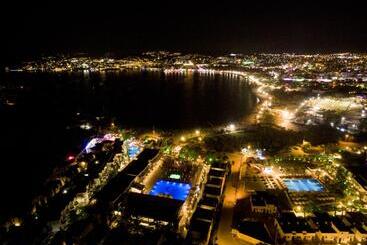 Апартаменты Jasmin Beach Hotel   All Inclusive