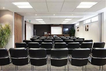 هتل Holiday Inn Express Aberdeen - Exhibition Centre