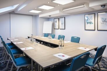 هتل Leonardo  London Heathrow Airport