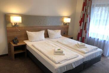 Aqualon Hotel Schweizerblick Therme, Sauna & Wellness