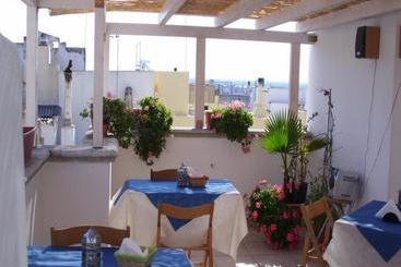 هتل B&b Dimora Vicolungo