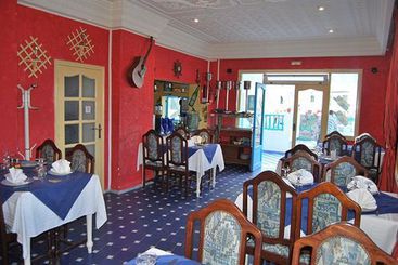 هتل La Corniche Guest House