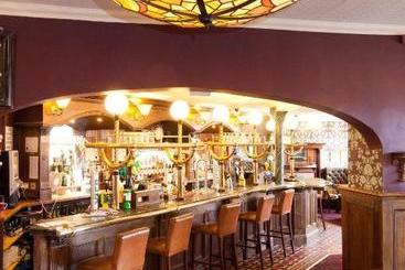 هتل The Globe And Crown
