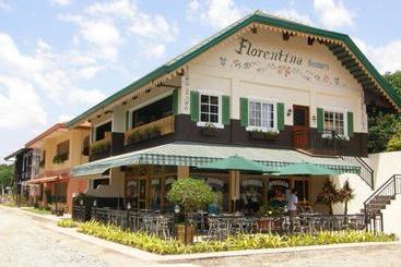 هتل Florentina Homes
