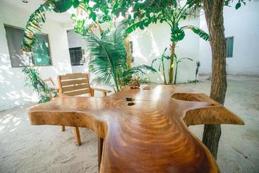 هتل Posada Yalekin Holbox