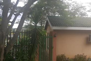 پانسیون Spring Acres Guesthouse