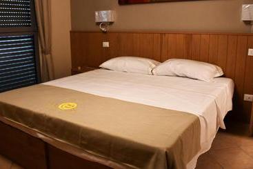 Eco Rooms & Apartments