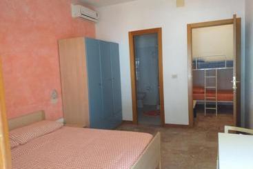 پانسیون Room In Bb   Quadruple Room For A Totally Relaxing Holiday