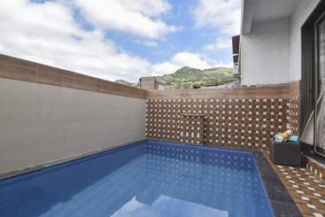 استراحتگاه Sky Villa 2bhk Lonavala