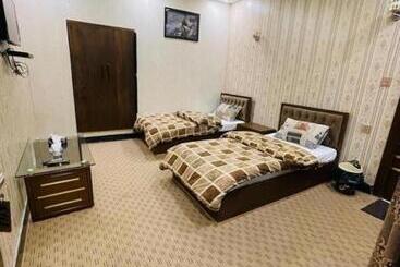 هتل Husnain Resort By Saud Khan