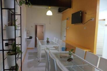 Отель The Serai Cottage Transit