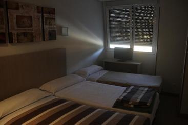 پانسیون Hostal Francisco Salinas