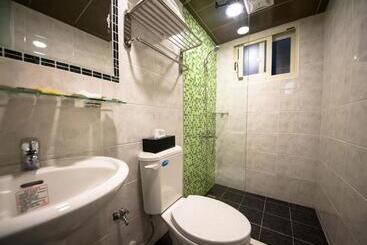 تختخواب و صبحانه 羅東夜市繽紛世界