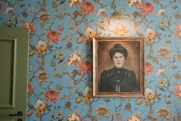 تختخواب و صبحانه Villa Servais