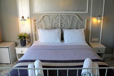 هتل Viya Plus Cesme