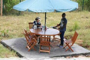 The 4 Js Bed And Breakfast Emali