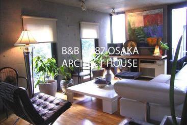 تختخواب و صبحانه Ah87 Osaka