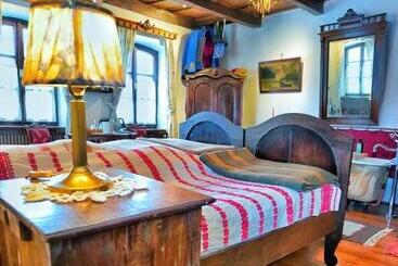 پانسیون Count Kálnoky S Transylvanian Guesthouses