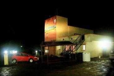 בית מלון כפרי Vamoose Kaas Hill Resort