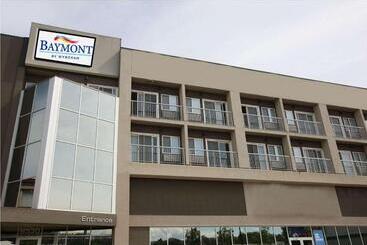 فندق Baymont By Wyndham Fort Mcmurray