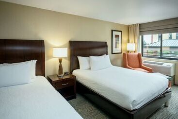 فندق Hilton Garden Inn Seattle  Issaquah
