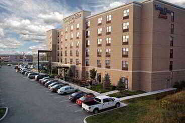 هتل Towneplace Suites By Marriott Sudbury