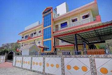 膳宿费 Oyo Home 78802 Balaji Bhawan Jhajra