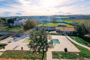 تختخواب و صبحانه Masseria Torrechiara Eco Dimora Di Charme