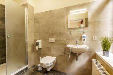 Und Hostel Gleisbett
