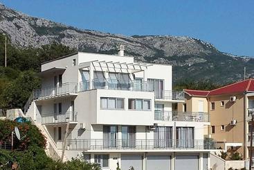 پانسیون Villa Blanca