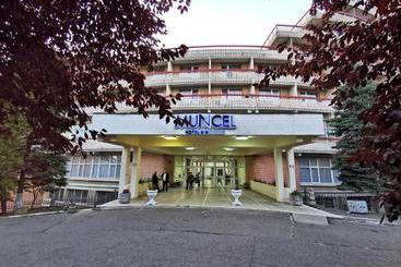 酒店 Muncel Băile Felix