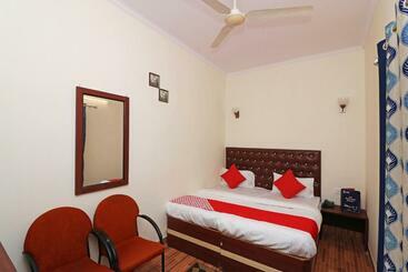 בית מלון כפרי Oyo 14179 Panchvati