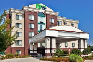 Holiday Inn Express Hotel & Suites Birmingham   Inverness 280, An Ihg