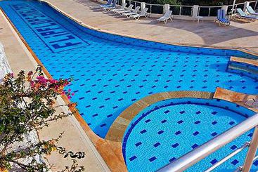 هتل Flipflops Apartments