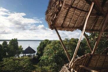 هتل Temple Point Resort