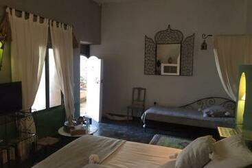 تختخواب و صبحانه Villa Salvatore