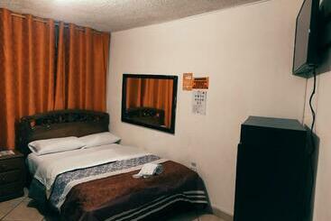 هاستل Hostal Ajavi Del Sur