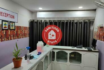 酒店 Spot On 82099 Baba