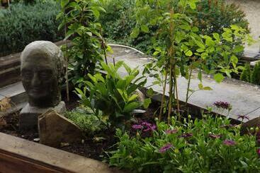 פנסיון Zum Achten Himmel