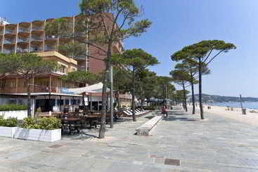 Apartamentos Aromar